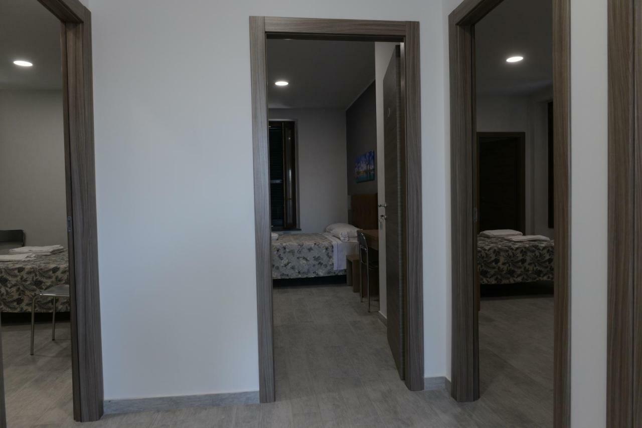 מילאנו Hotel Oregon מראה חיצוני תמונה