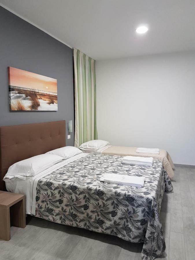מילאנו Hotel Oregon מראה חיצוני תמונה
